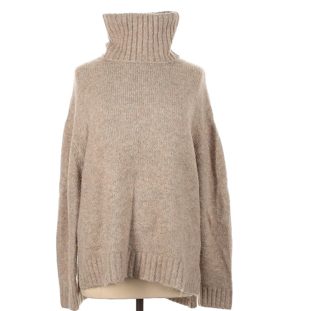 Olivaceous Turtleneck Beige Long Sleeve Sweater Sz S Tan Cozy Relaxed Ya…